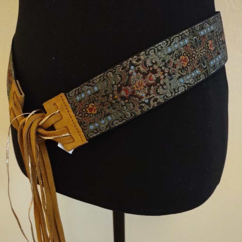 Express Multicolor Patterned Belt with Tan Accents - Picture 4 of 4